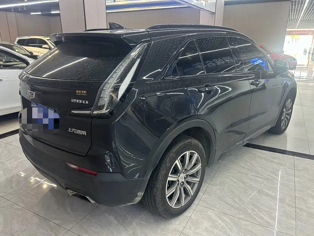 Cadillac XT4 — миниатюра 6