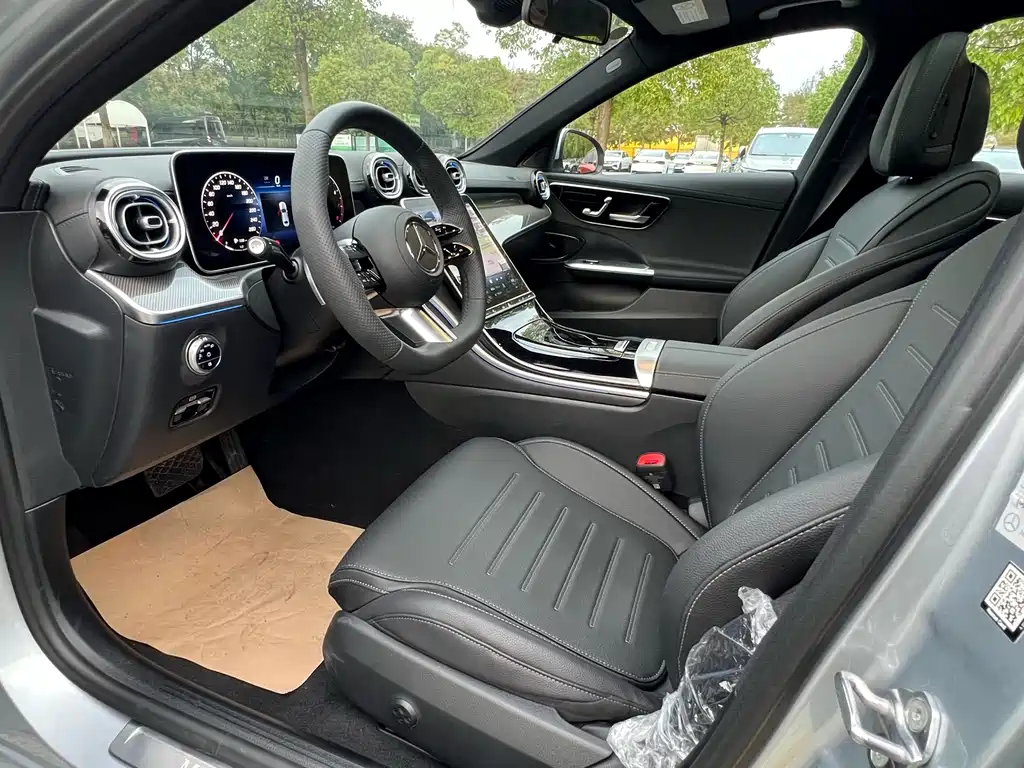 Mercedes-Benz C-Class — миниатюра 9