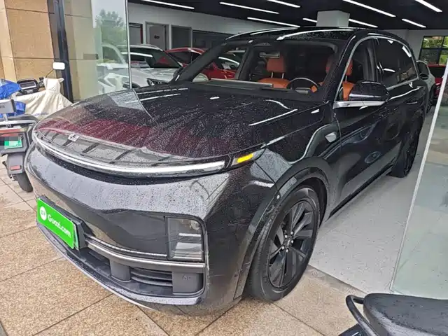 Li Auto L8