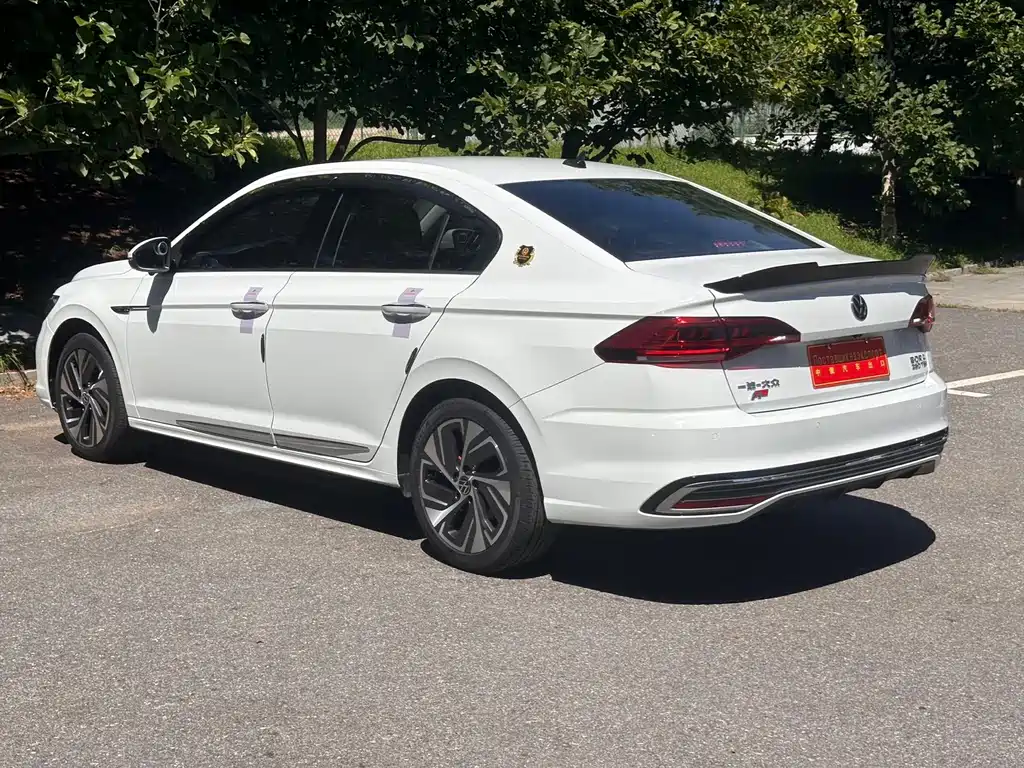Volkswagen Bora — миниатюра 6