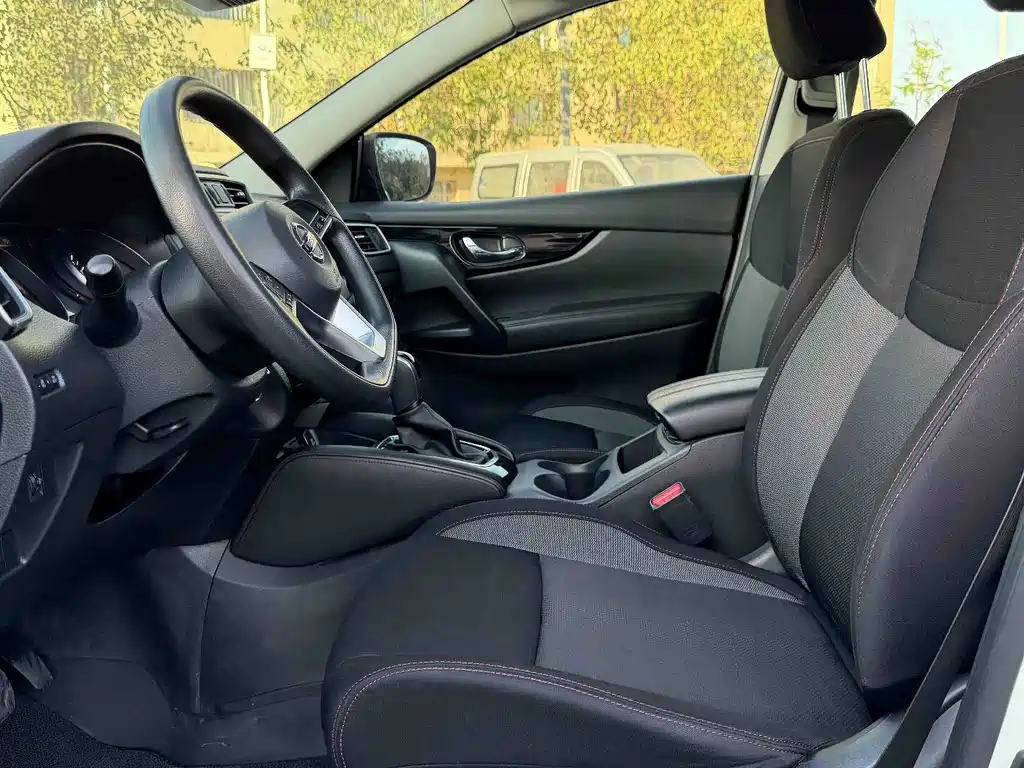 Nissan Qashqai — миниатюра 4