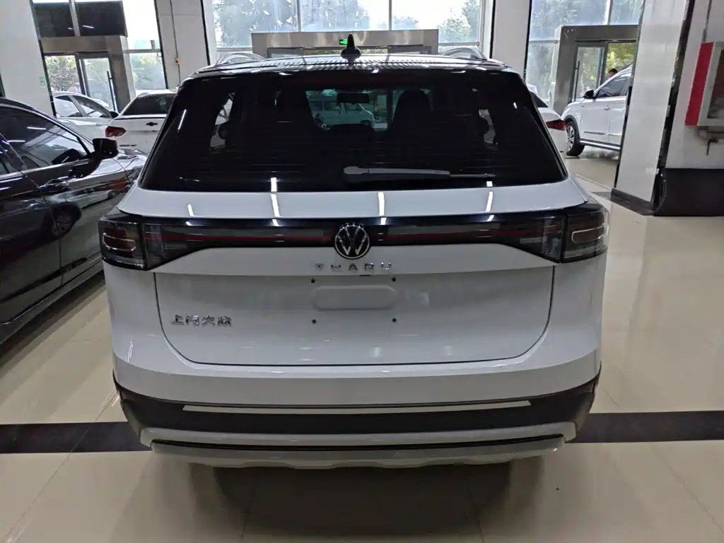 Volkswagen Tharu — миниатюра 6