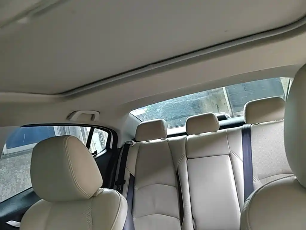 Mazda 3 Axela — миниатюра 18
