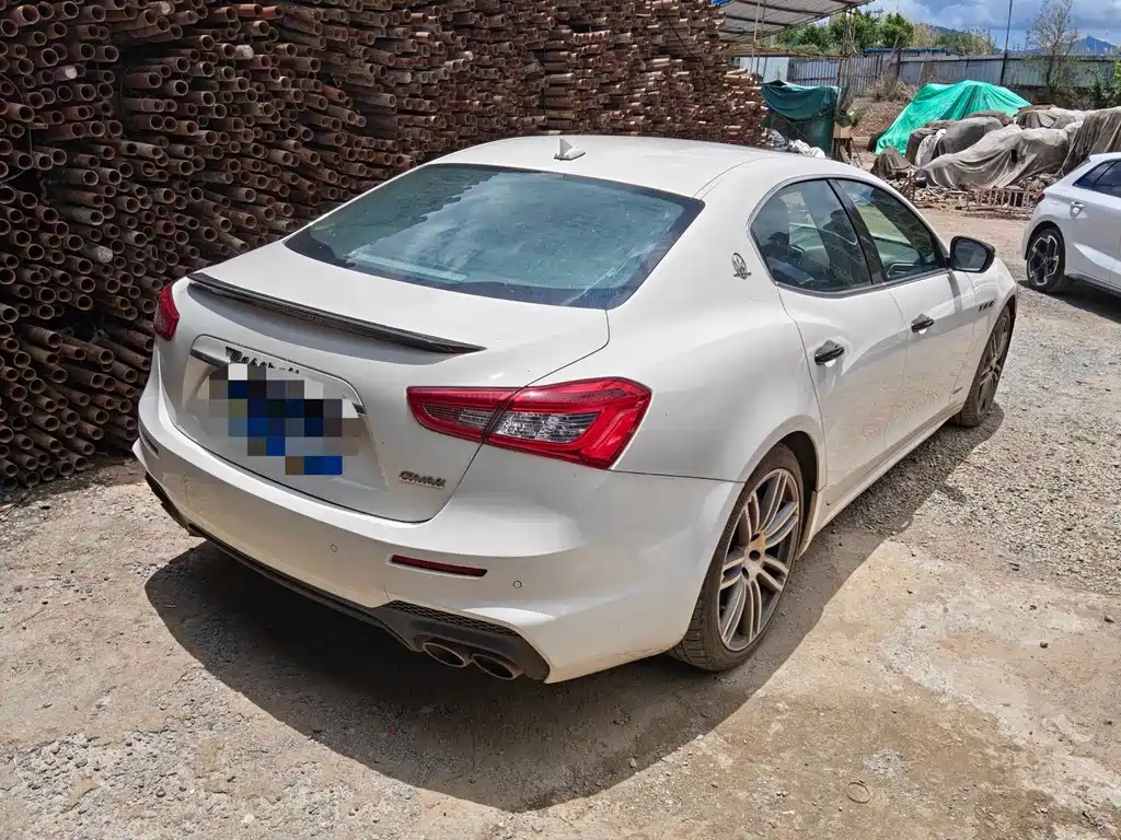 Maserati Ghibli — миниатюра 4