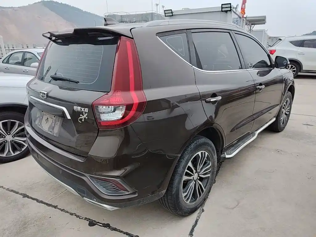 Geely Vision X6 — миниатюра 7