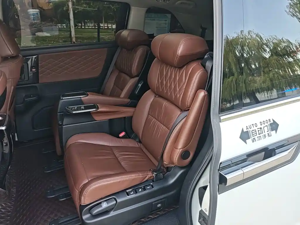 Honda Elysion — миниатюра 17