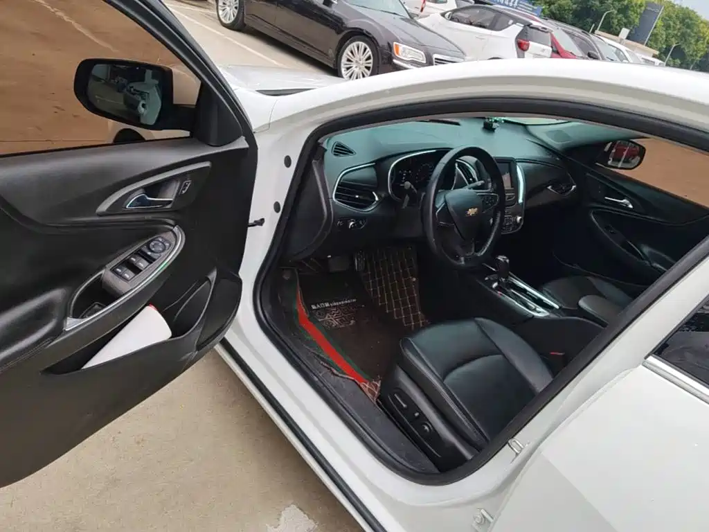 Chevrolet Malibu XL — миниатюра 16
