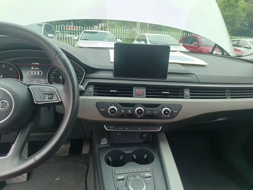 Audi A4L — миниатюра 13