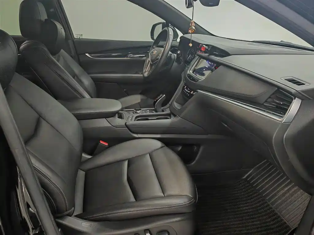 Cadillac XT5 — миниатюра 10