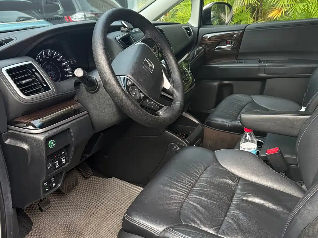 Honda Odyssey — миниатюра 8