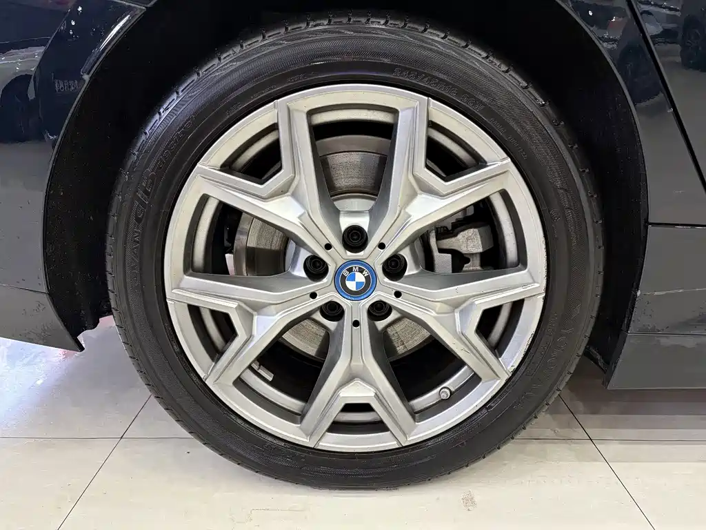 BMW i3 — миниатюра 16