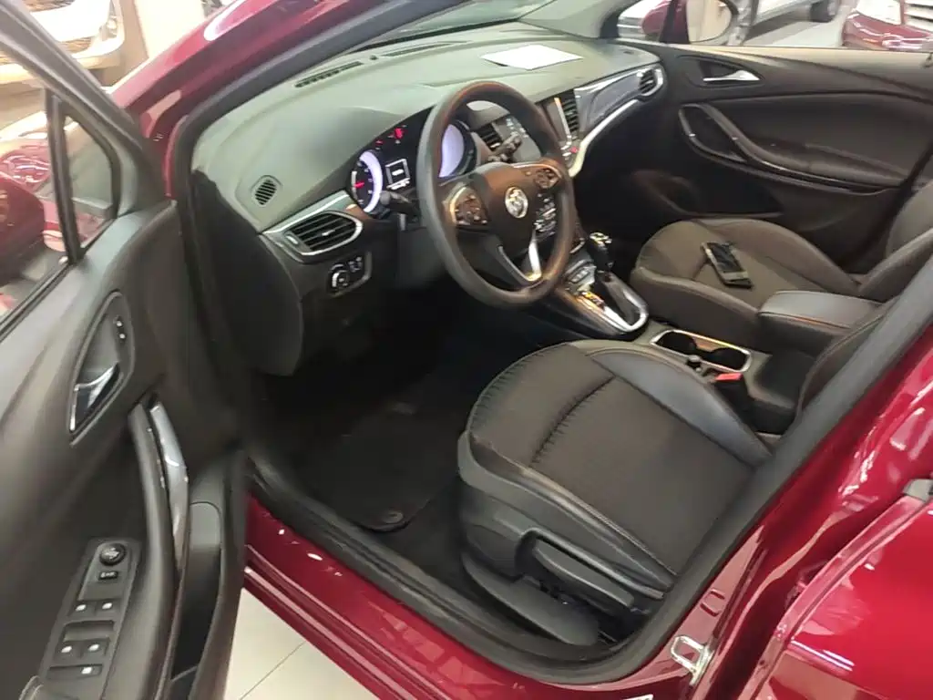 Buick Verano — миниатюра 16