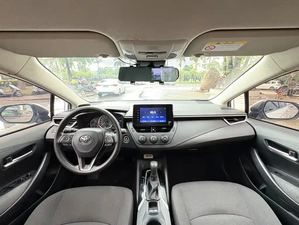 Toyota Corolla — миниатюра 5