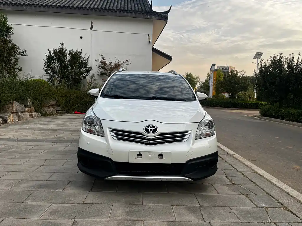 Toyota Verso — миниатюра 7