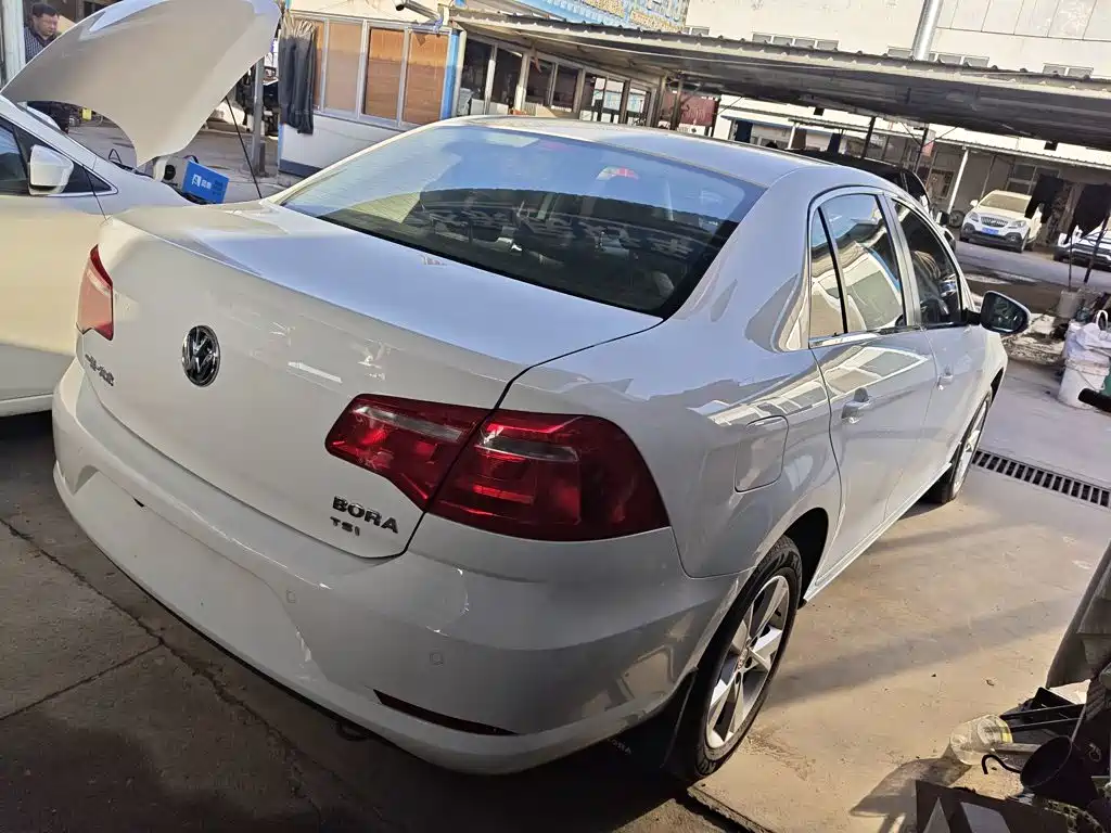 Volkswagen Bora — миниатюра 7