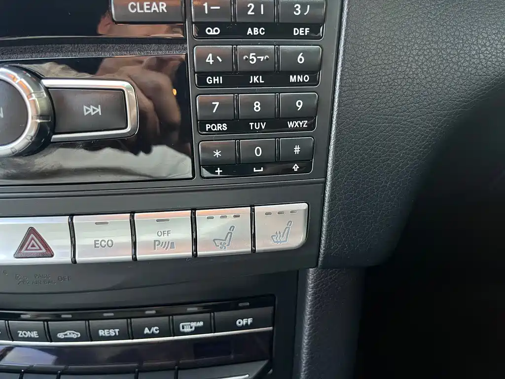 Mercedes-Benz E-Class — миниатюра 41