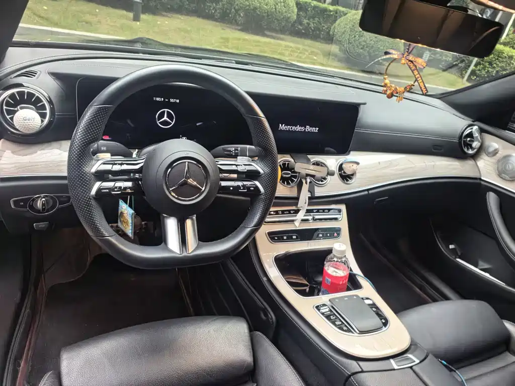 Mercedes-Benz E-Class (Import) — миниатюра 6