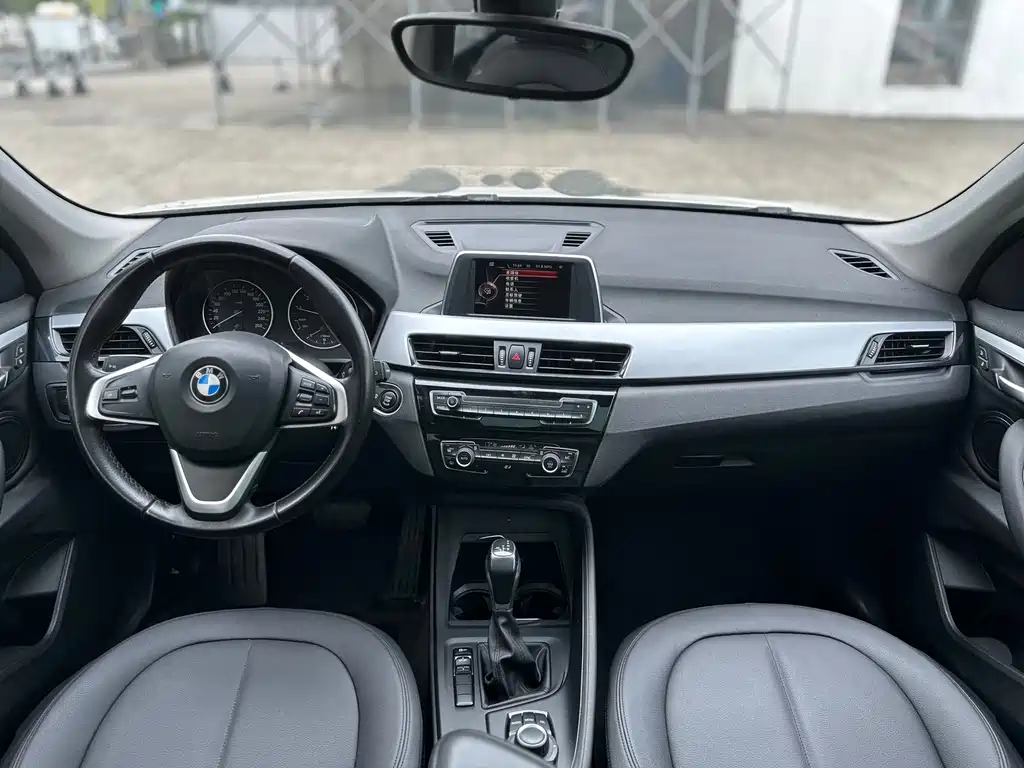 BMW X1 — миниатюра 15
