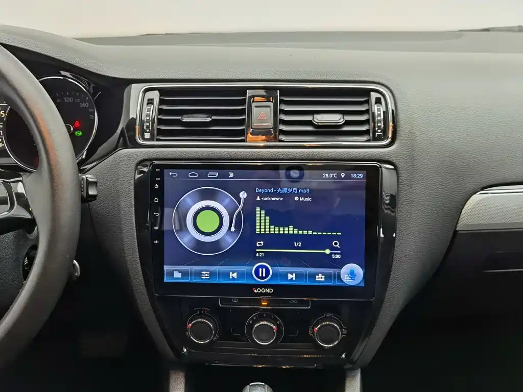 Volkswagen Sagitar — миниатюра 12