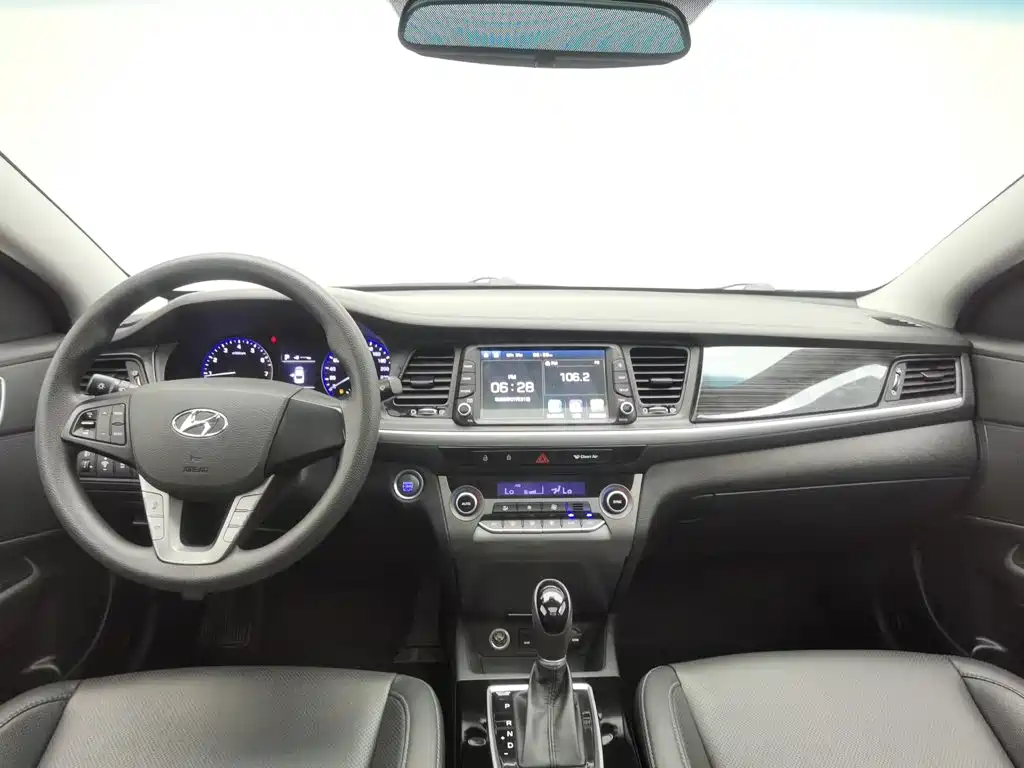 Hyundai Mistra — миниатюра 5