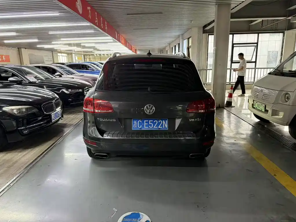 Volkswagen Touareg — миниатюра 8