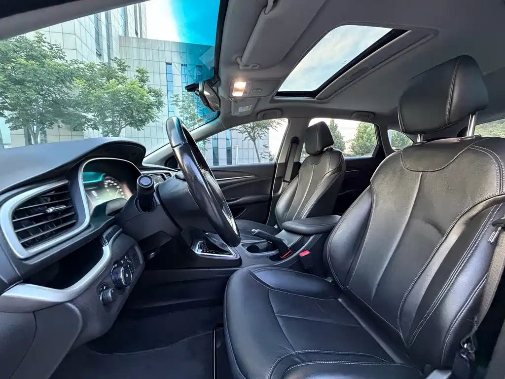 Buick Excelle — миниатюра 9