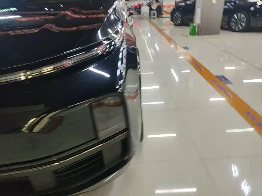 Li Auto Li L9 — миниатюра 24