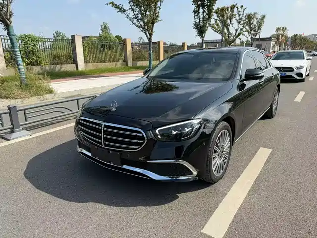 MERCEDES-BENZ  E CLASS 2023