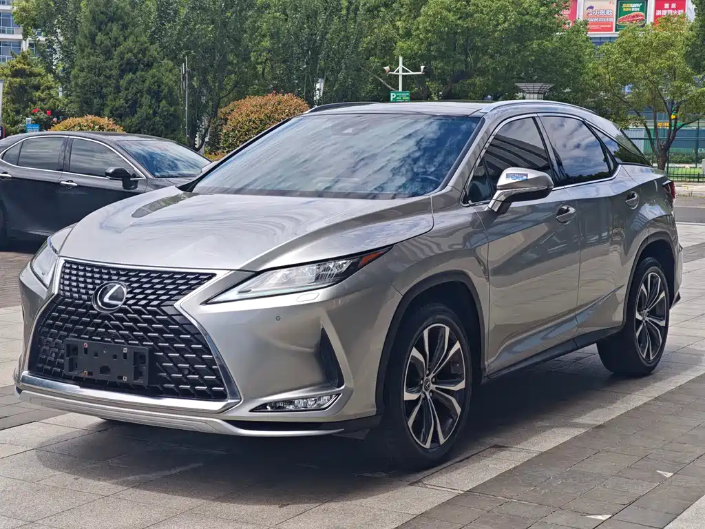 Lexus RX 2023