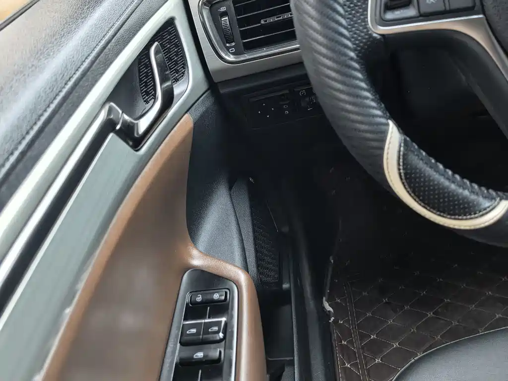 GEELY AUTOMOBILE EMGRAND GL