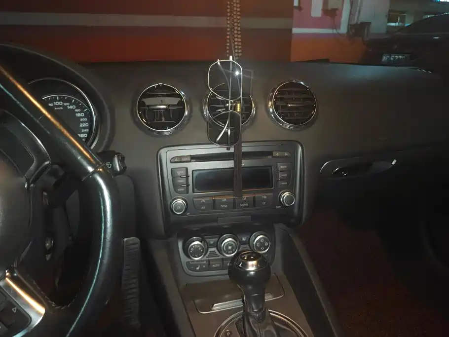 Audi TT — миниатюра 13