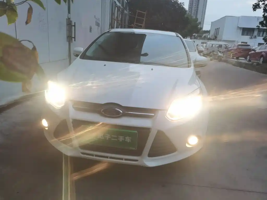 Ford Focus — миниатюра 3