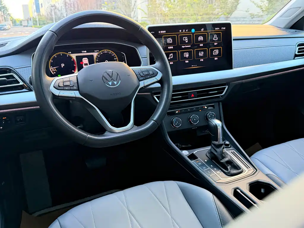Volkswagen Lavida — миниатюра 8