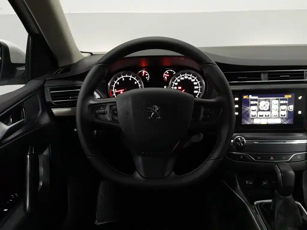 Peugeot 408 — миниатюра 11