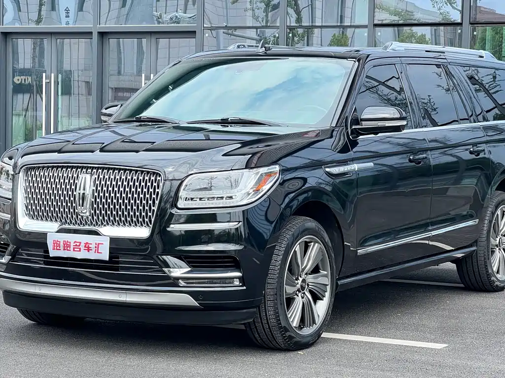Lincoln Navigator