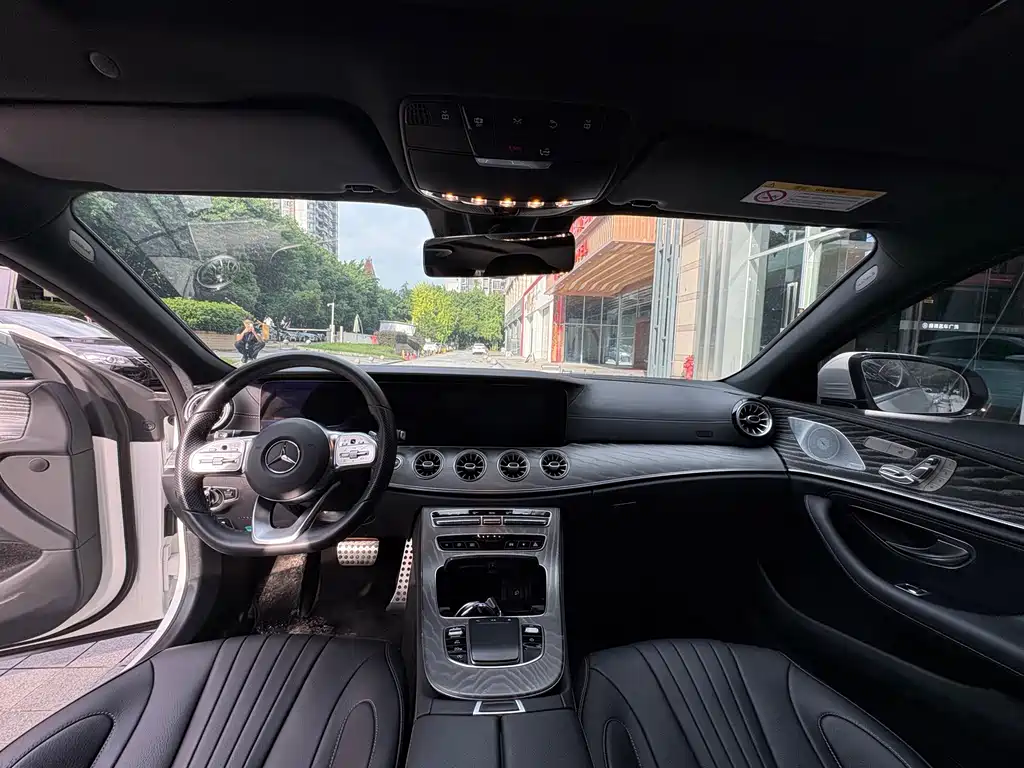 Mercedes-Benz CLS — миниатюра 12