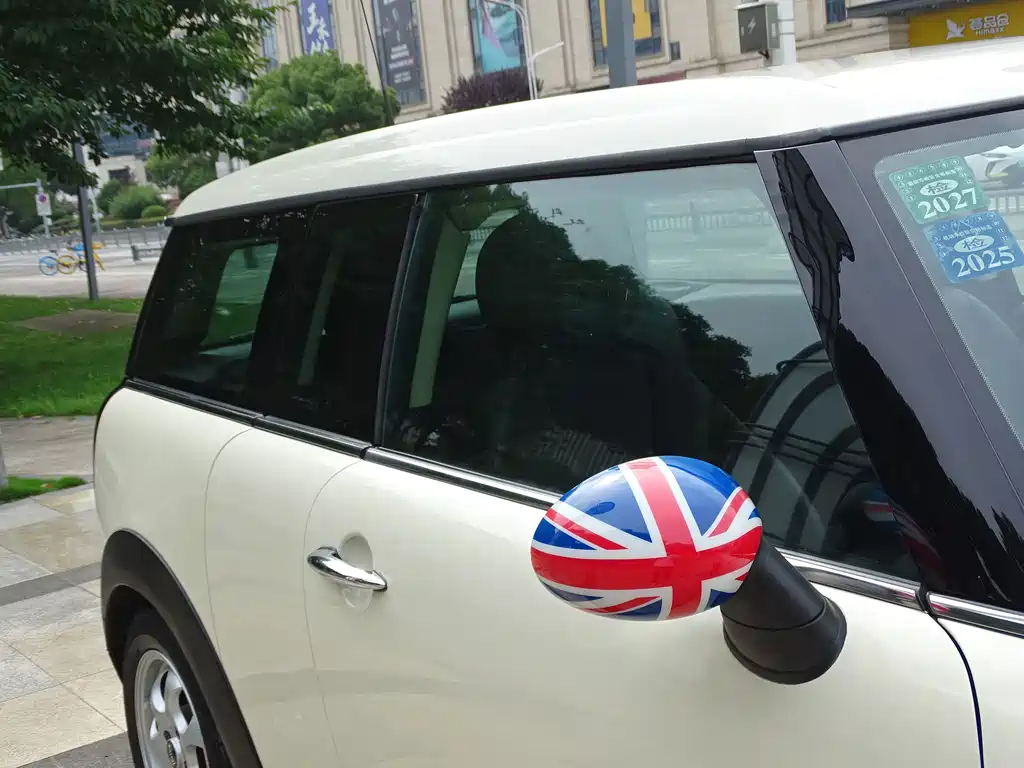 MINI Mini Clubman — миниатюра 11