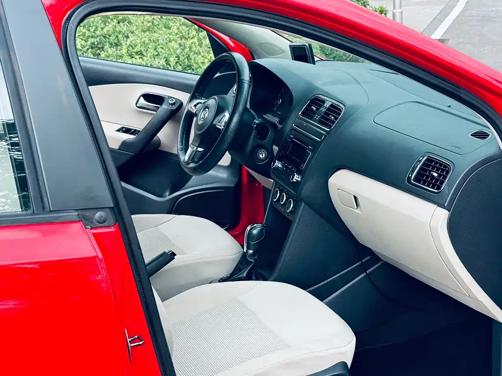 Volkswagen Polo — миниатюра 7