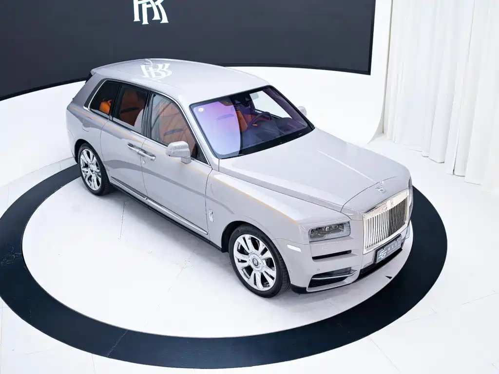 Rolls-Royce Cullinan — миниатюра 23