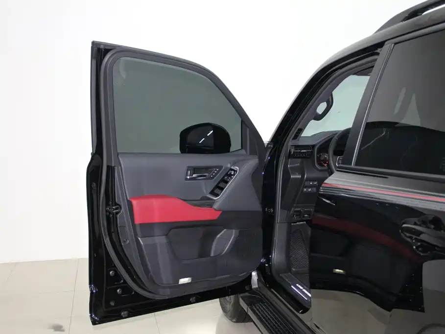 Toyota Land Cruiser — миниатюра 5
