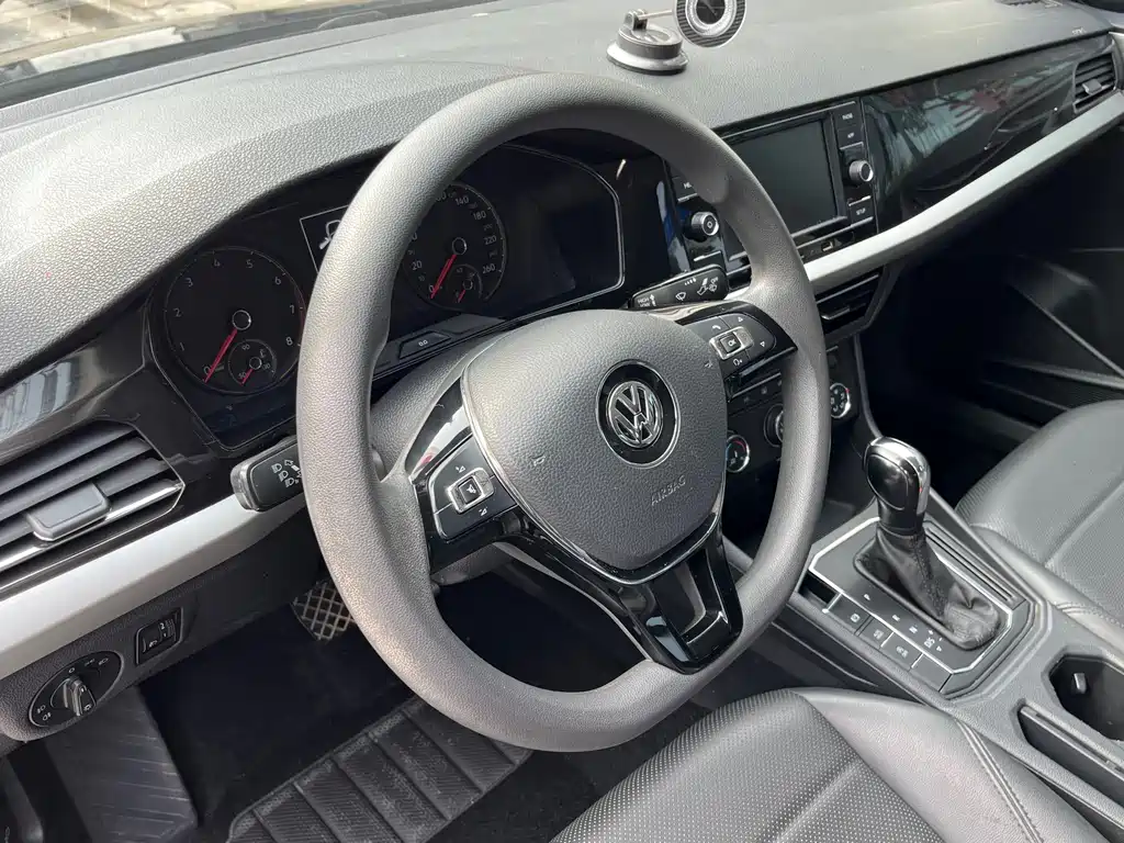 Volkswagen Lavida — миниатюра 11