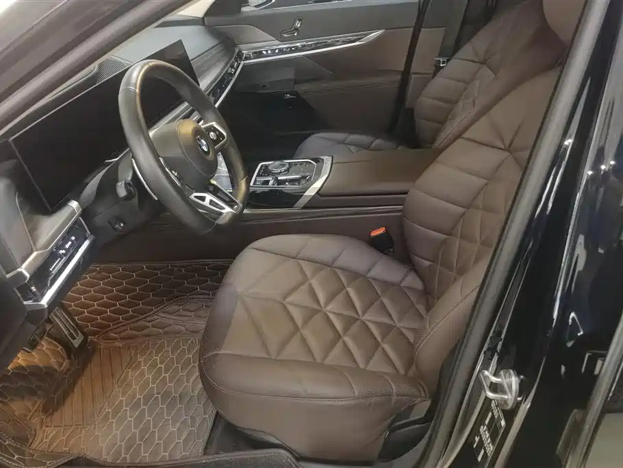 BMW 7 Series 7 2023 735Li M Sport