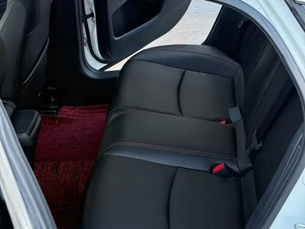 Honda Civic — миниатюра 5
