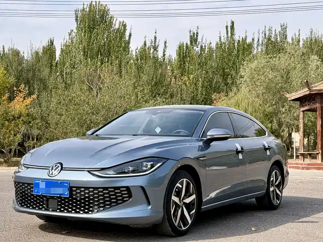 Volkswagen Lamando