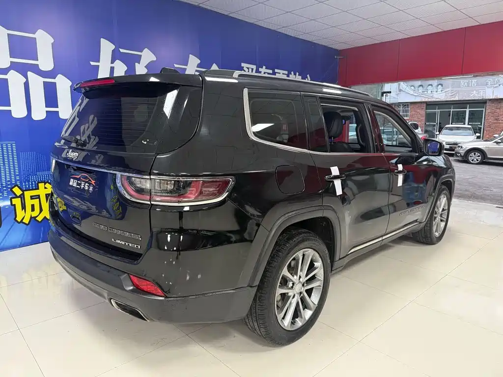 Jeep Grand Commander — миниатюра 9
