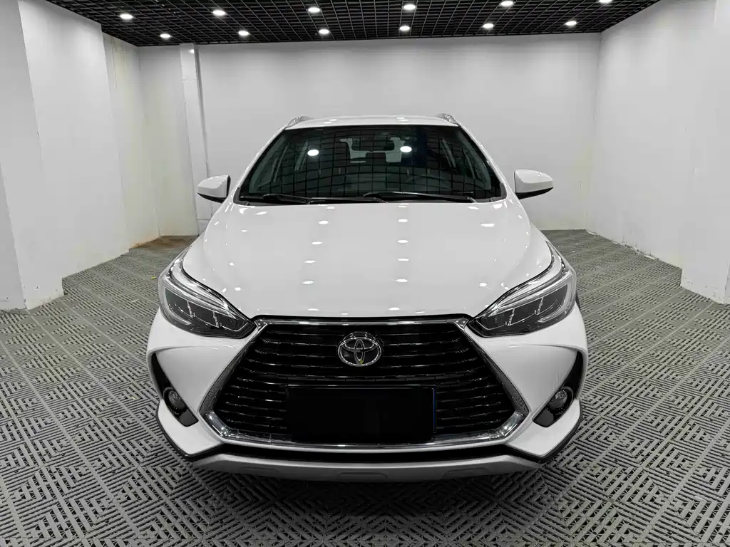 TOYOTA YARIS L ZHIXUAN