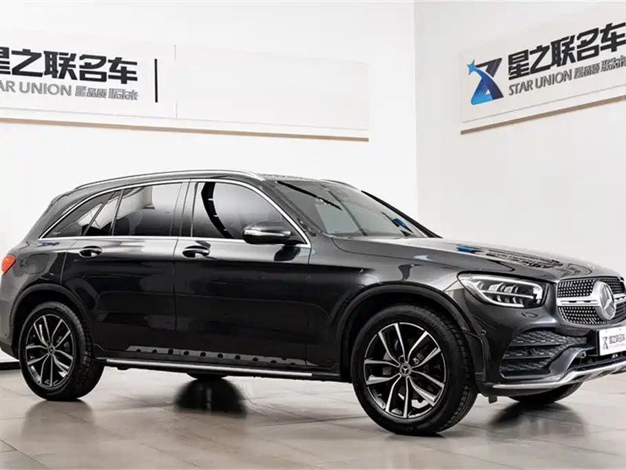 MERCEDES-BENZ GLC