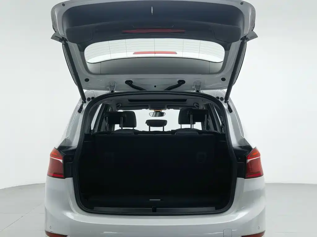 BMW 2 Series Gran Tourer — миниатюра 16