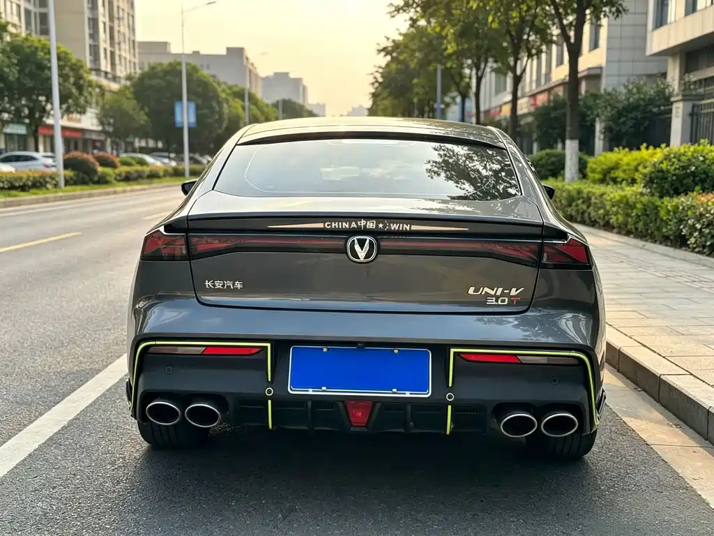 Changan UNI-V — фотографии объявления, Фото 6