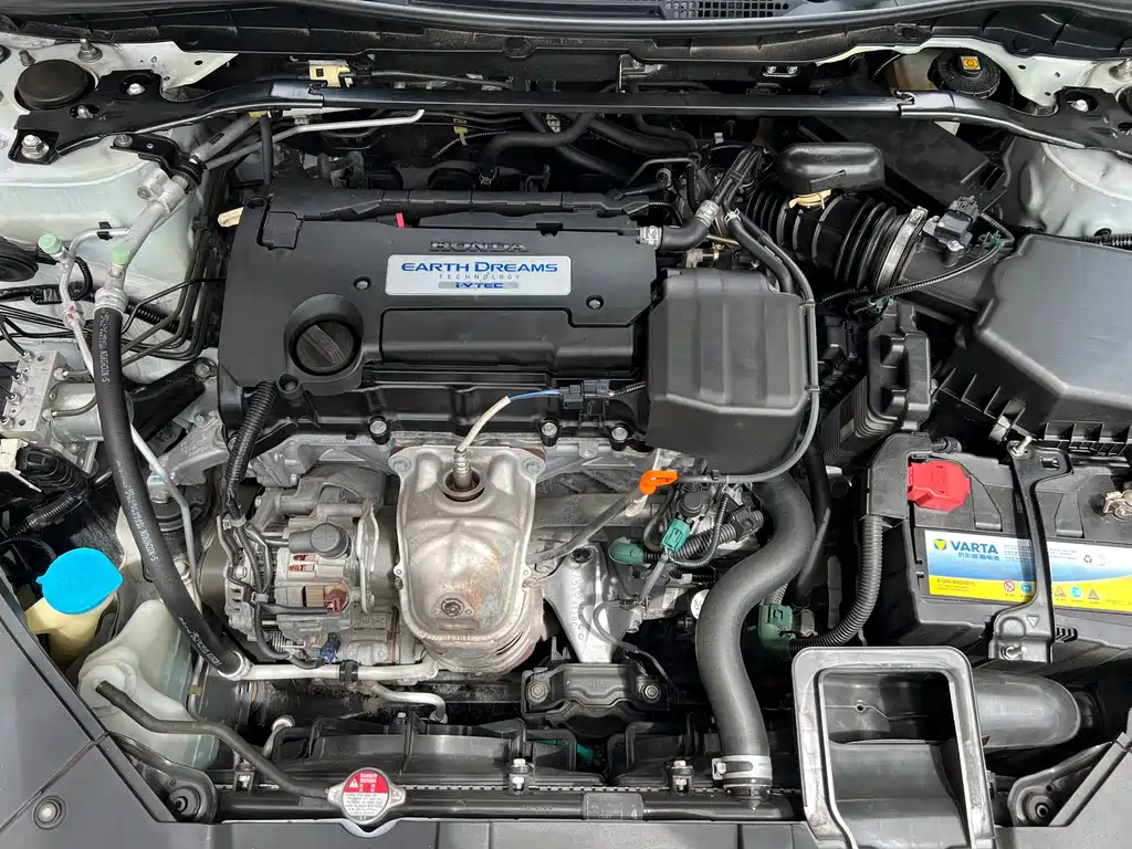 Honda Accord — миниатюра 8